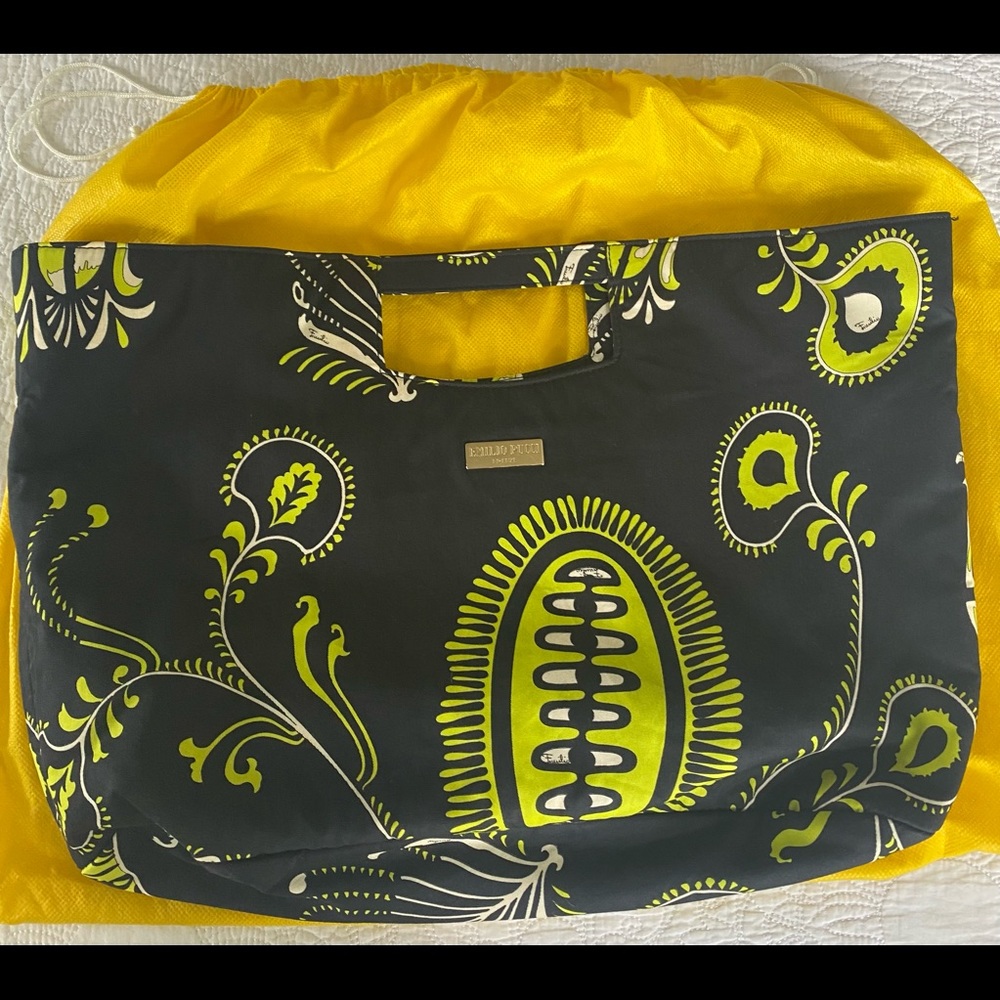 NWOT Beautiful Emilio Pucci bag w/dust cover;slight imperfection on inside label
